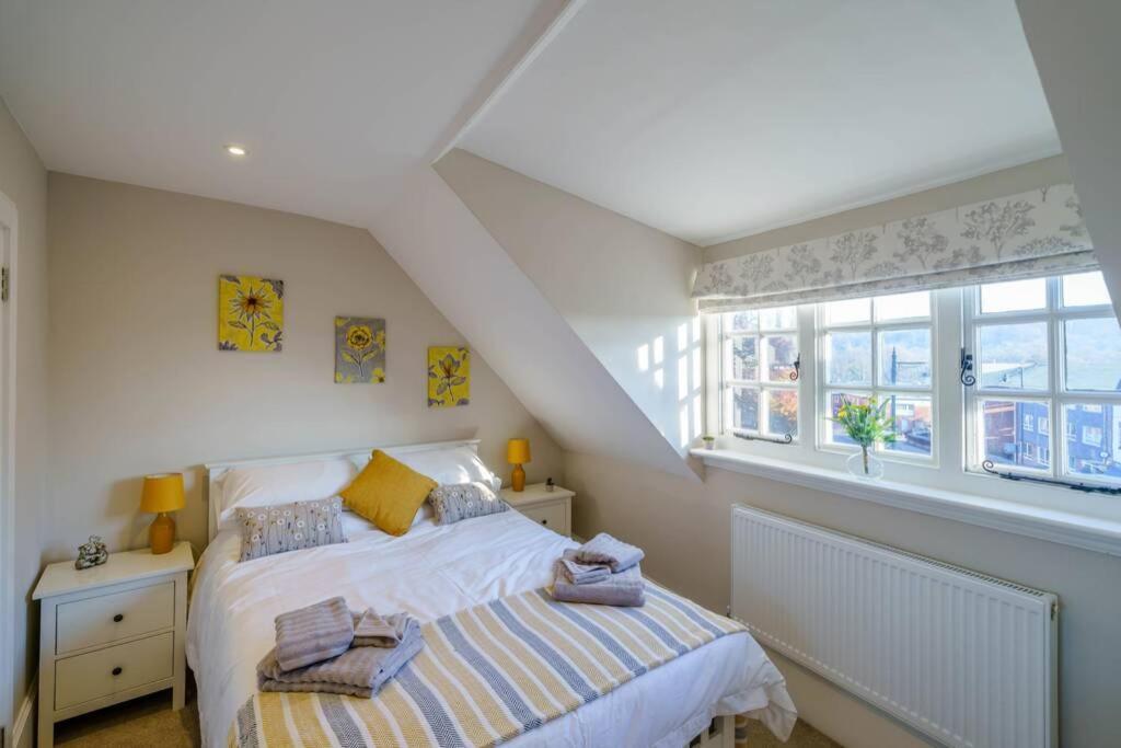 Upper Thames & Lower Thames - Stunning Apartments Henley-on-Thames Exterior photo